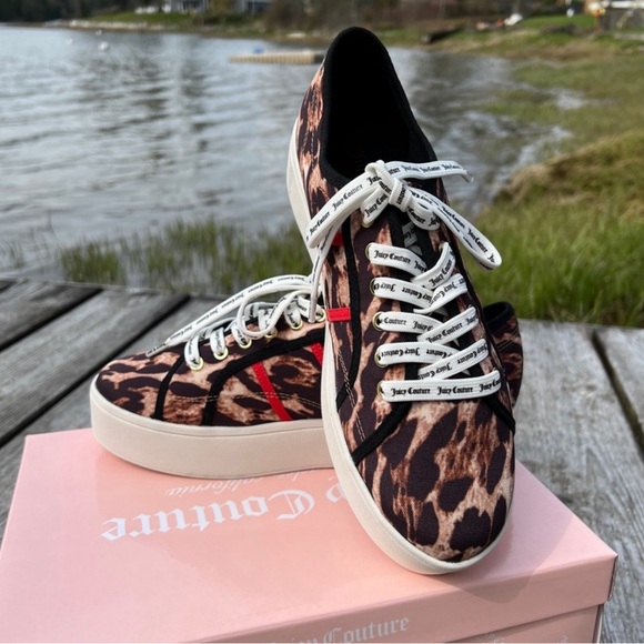 NIB Juicy Couture Bouncy Women's Leopard Canvas Platform Sneakers Size 9 - Picture 3 of 6